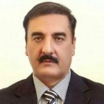 Commissioner visits city areas to review WASA arrangements to cope with flooding