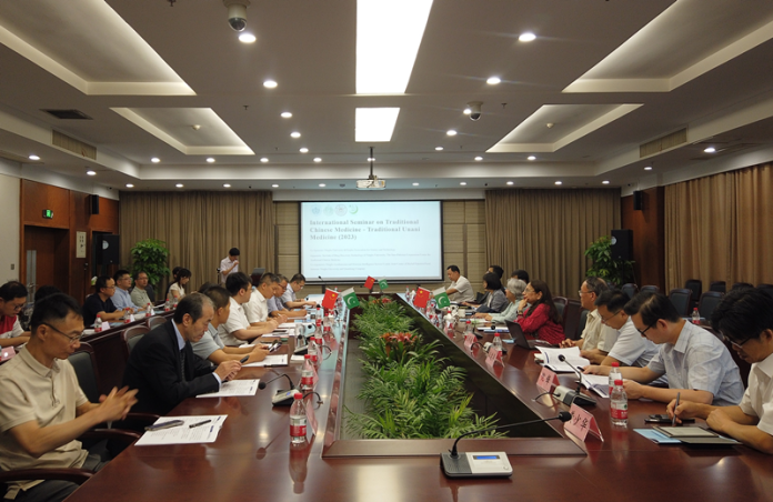 Seminar held on Sino-Pak traditional medicine collaboration to safeguard human health