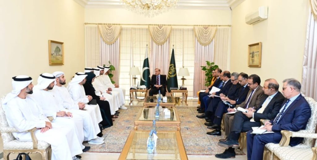 PM extends Pakistan’s full support to UAE hosting COP28 summit