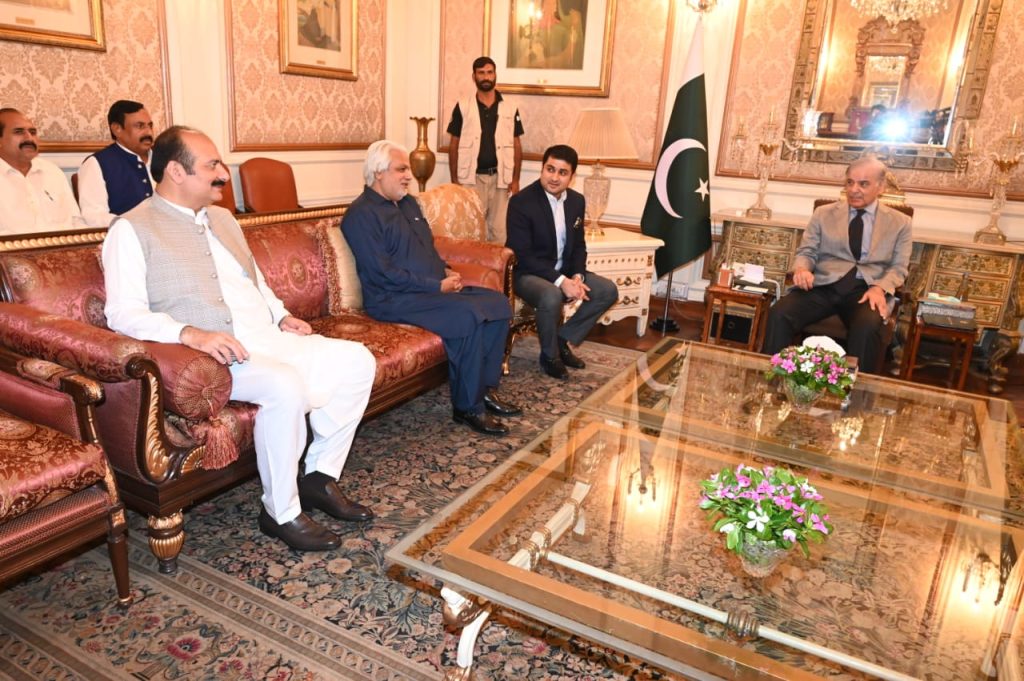 Governor Punjab calls on PM