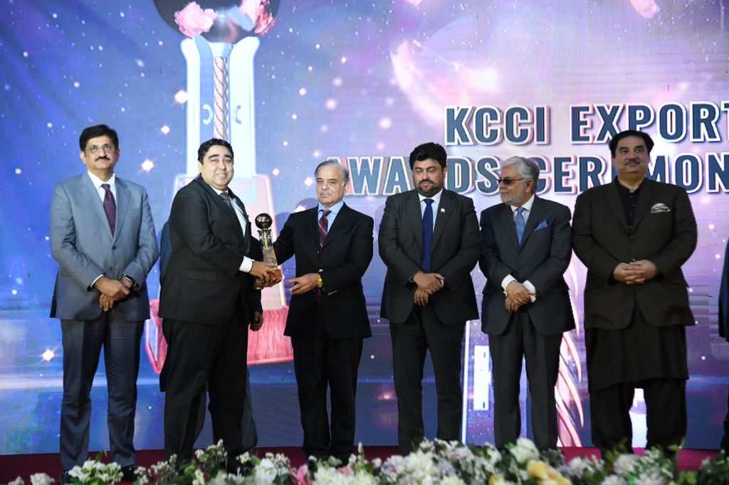 PM for extensive export policy; assures all out support of federal govt