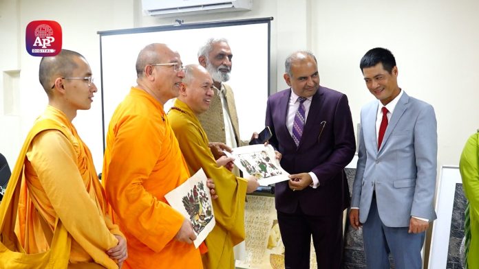 Young artists call on Chairman Gandhara Task Force