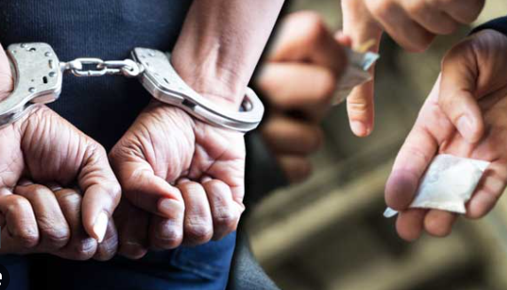 Eight drug pushers held