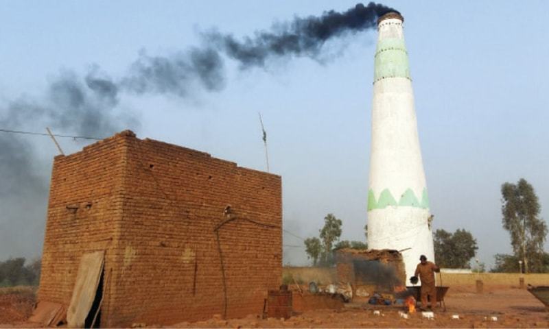 Environment Deptt seals 11 kilns for causing pollution
