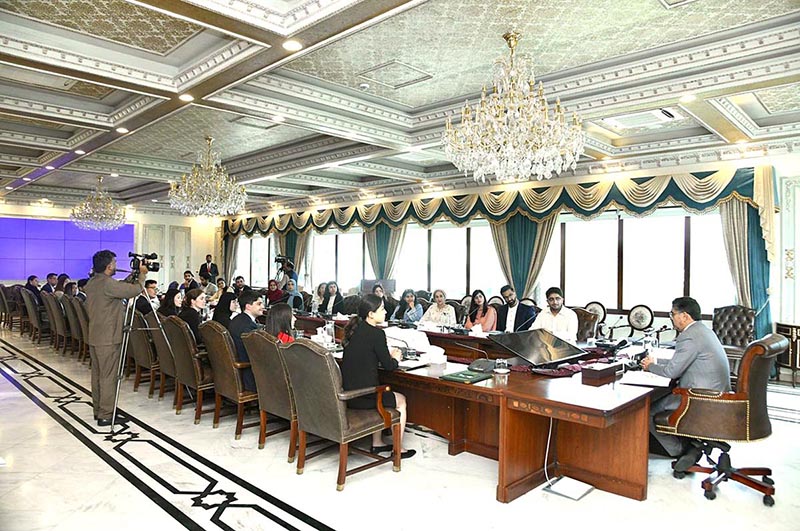 A delegation of Harvard University students called on Caretaker Prime Minister Anwaar-ul-Haq Kakar