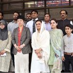 Federal Minister for Information and Broadcasting Ms. Marriyum Aurangzeb in a group photograph with Her Excellency Pang Chunxue, the Charge d'affaires of the Chinese Embassy in Pakistan and MD APP Muhammad Asim Khichi during her visit at APP Headquarters