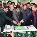 Chairman Senate, Muhammad Sadiq Sanjrani and Senators cutting a cake to Celebrate the Independence Day in Samaa News Bureau Office