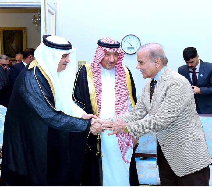 Vice Foreign Minister of the Kingdom of Saudi Arabia Eng. Waleed Abdulkarim Al-Khereiji calls on Prime Minister Muhammad Shehbaz Sharif