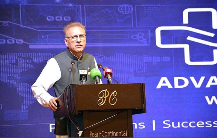 President Dr. Arif Alvi addressing the Instacare Future Health Forum 2023 on Advancing Healthcare with Artificial Intelligence and Machine Learning