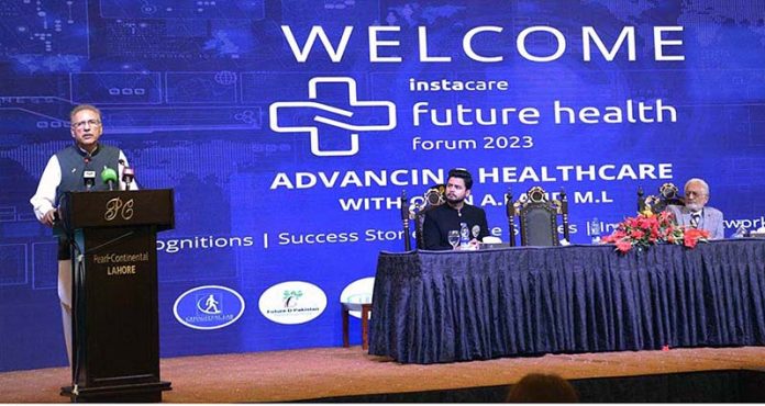 President Dr. Arif Alvi addressing the Instacare Future Health Forum 2023 on Advancing Healthcare with Artificial Intelligence and Machine Learning