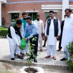Deputy Commissioner Zaheer Anwar Jappa, Manager E-Service Center are planting saplings on the occasion of the ceremony organized in connection with the Independence Day