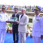 Chief of Naval Staff Admiral Muhammad Amjad Khan Niazi presenting a model of a ship to Prime Minister Muhammad Shehbaz Sharif during the launching ceremony of PNS Tariq