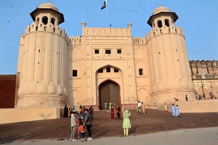Families visiting Shahi Qilla during Sunday holiday in the Provincial Capital