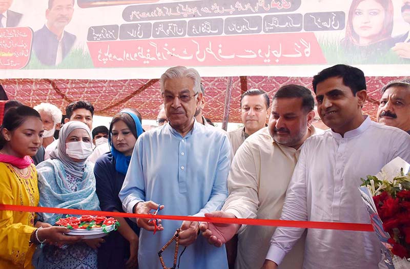 Defense Minister Khawaja Muhammad Asif inaugurating Govt. Women Empowerment Center at Booth