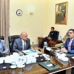 Caretaker Prime Minister Anwaar-ul-Haq Kakar getting briefing about steps taken to bolster Foreign Direct Investment by SIFC officials