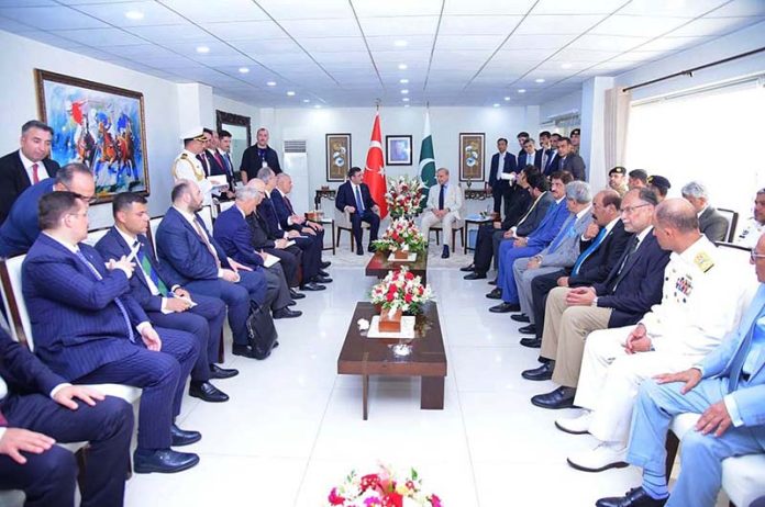 Vice President of Türkiye, Cevdet Yilmaz meets with Prime Minister Muhammad Shehbaz Sharif