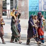 A large number of devotees coming to participate in 784th Urs celebrations of Bahauddin Zakariya
