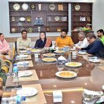 Federal Minister for Information and Broadcasting Mariyum Aurangzeb in a meeting with Karachi Press Club Member Governing Body during her visit to Karachi Press Club