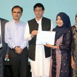 Federal Minister for IT &Telecom Syed Amin-ul-Haq presents Certificate of Graduation during Graduation Ceremony of 8th & 9th COHORTS at National Incubation Center NED University