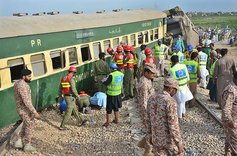 A significant crowd has gathered at the site where 10 bogies of the Hazara Express derailed near Sarhari Railway Station, at least 15 passengers have lost their lives and over 50 have been injured, including women and children