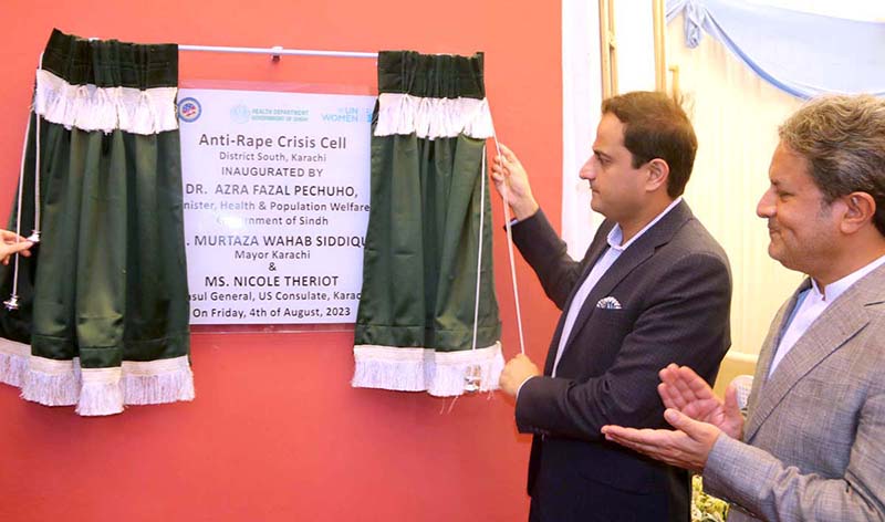 Mayor Karachi Barrister Murtaza Wahab is unveiling the strength of Sindh's first Anti-Rape Crisis Cell in collaboration with Sindh Health Department and United Nations Program for Women at Police Surgeon Office Civil Hospital Karachi