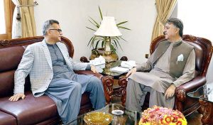 Chief Secretary Abdul Aziz Uqaili held farewell meeting with Governor Balochistan Abdul Wali Kakar