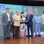 Prime Minister Muhammad Shehbaz Sharif presenting awards to heads/representatives of Chinese companies operating in Pakistan under the CPEC