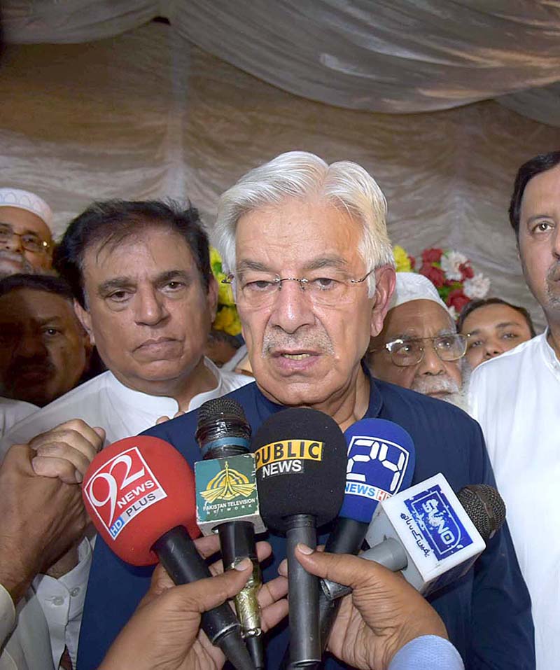 Former Defense Minister Khawaja Muhammad Asif inaugurating the Project for Restoration of Sui Gas Low Pressure Paris Road, Jail Road