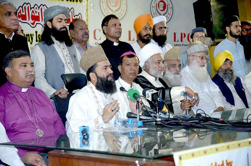 Maulana Abdul Khabir Azad, Archbishop Sebastian, Bishop Azad Marshal addressing a press conference on Jardanwala issue under the auspices of Majlis Ulema Pakistan at Press Club