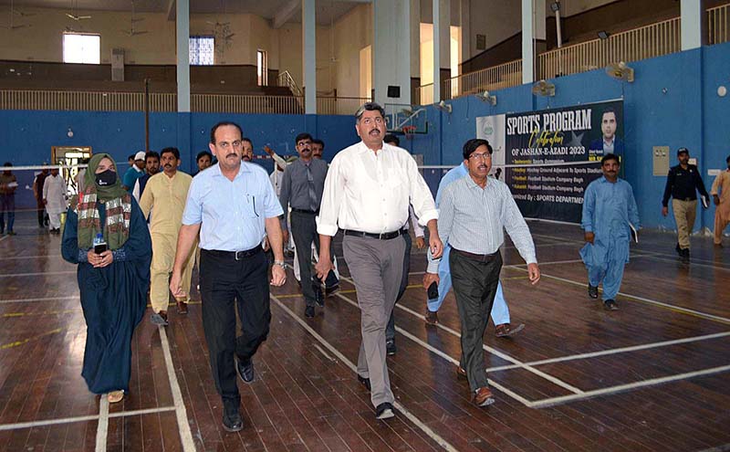 DG Sports and Youth Affairs Punjab Dr Asif Tufail visiting sports Gymnasium