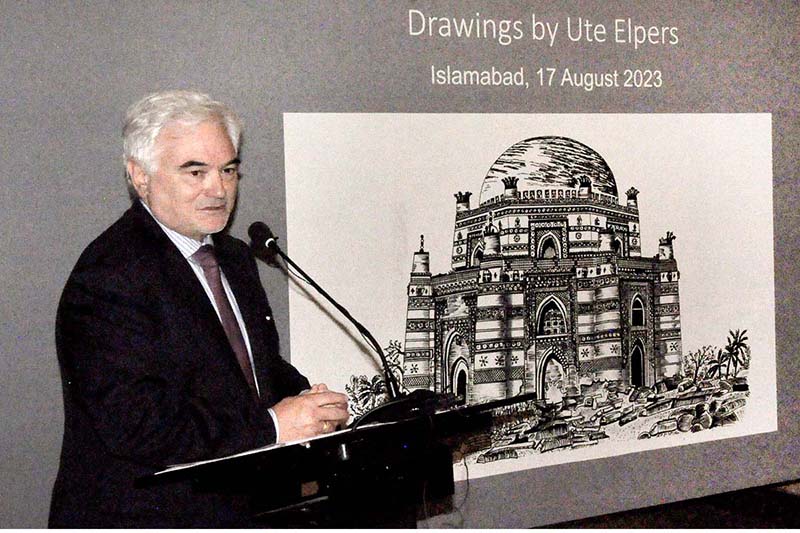 German Ambassador Alfred Grannas visits the displayed artwork of Ute’s during a book launching ceremony on Landmarks of Pakistan Drawings by Ute Elpers German porcelain painter compiled by Shahid Kamal/Folker Falsse/ Farrah Mahmood at PNCA