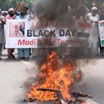 People participating in rally to express solidarity with Kashmiri people in connection with Youm-e-Istehsal at outside Press Club
