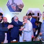 Chief Executive TDAP, Muhammad Zubair Motiwala presenting a medal to Prime Minister Muhammad Shehbaz Sharif on behalf of business community of Karachi at an event organised by Karachi Chamber of Commerce and Industries (KCCI)