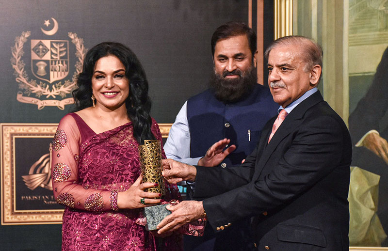 Prime Minister Shahbaz Sharif distributing award among the best performing Actors, Producers and Directors from Pakistan's Film Industry