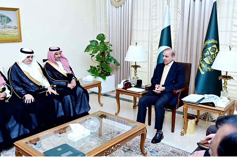 A Saudi delegation led by Vice Minister for Mining Affairs, Ministry of Industry and Mineral Resources KSA, Khaled Saleh Al-Mudaifer calls on Prime Minister Muhammad Shehbaz Sharif
