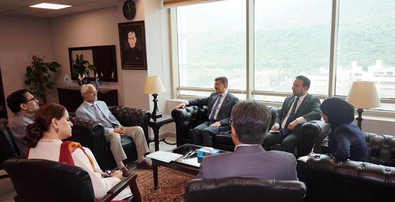 Ambassador of Iraq to Pakistan H.E. Hamid Abbas Lafta called on Adviser to Prime Minister on Aviation Air Marshal (R) Farhat Hussain Khan at Ministry of Aviation