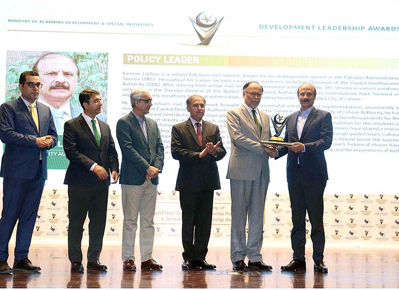 Recognizing the contribution of unsung heroes in the development of Pakistan, the Ministry of Planning Development & Special Initiatives awarded Development Leadership Award to the 75 people and 60,000 internships to young graduates through the Prime Minister's Ba-Ikhtiyar Naujawan Internship Program (BNIP) during ceremony at Pakistan -China Centre