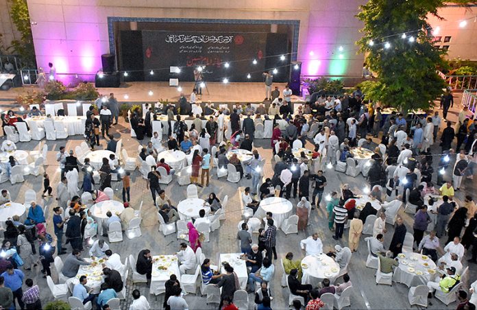 A large number of artists, singers and members of the Arts Council including journalists are present on the occasion of Niaz Imam Hussain (Dawat Haleem) in Arts Council of Pakistan Karachi