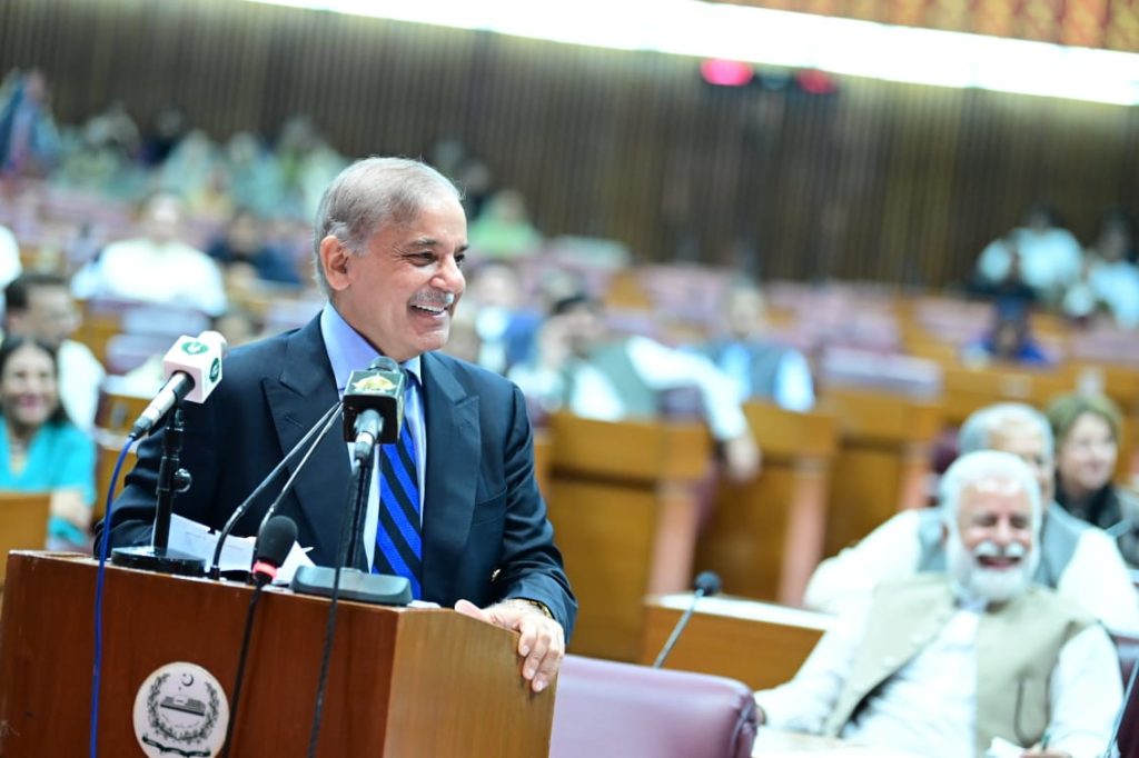 In farewell NA address, PM thanks who's who of political parties for support, guidance