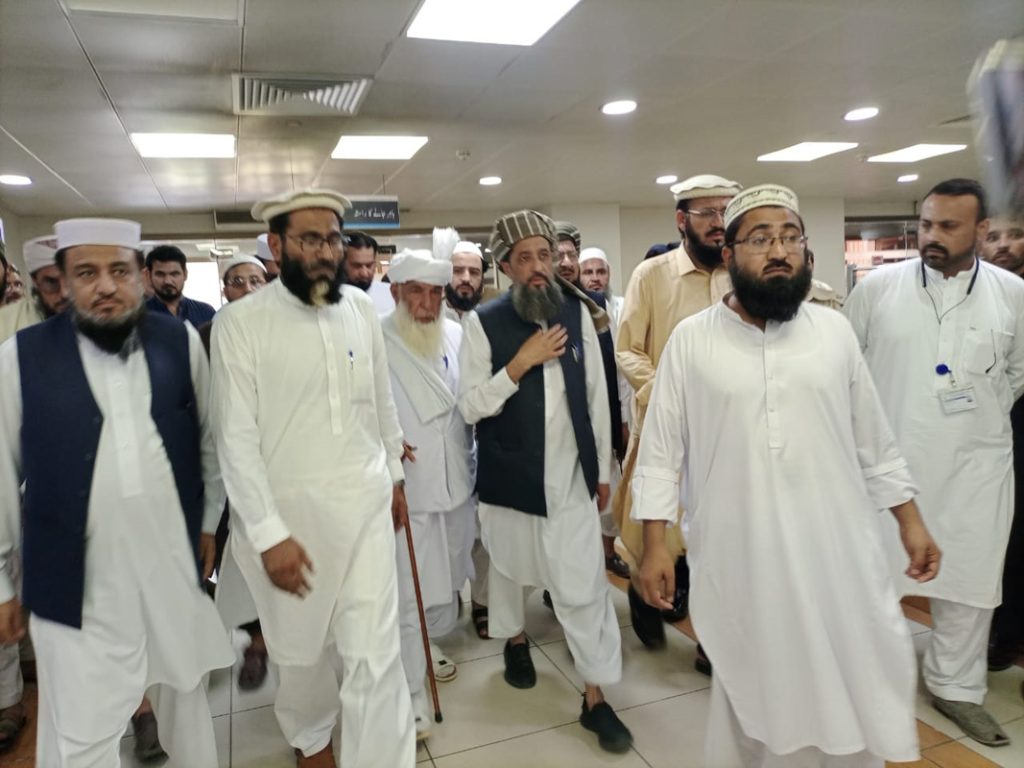 JUI-S chief visits blast victims in Bajaur, condemns incident