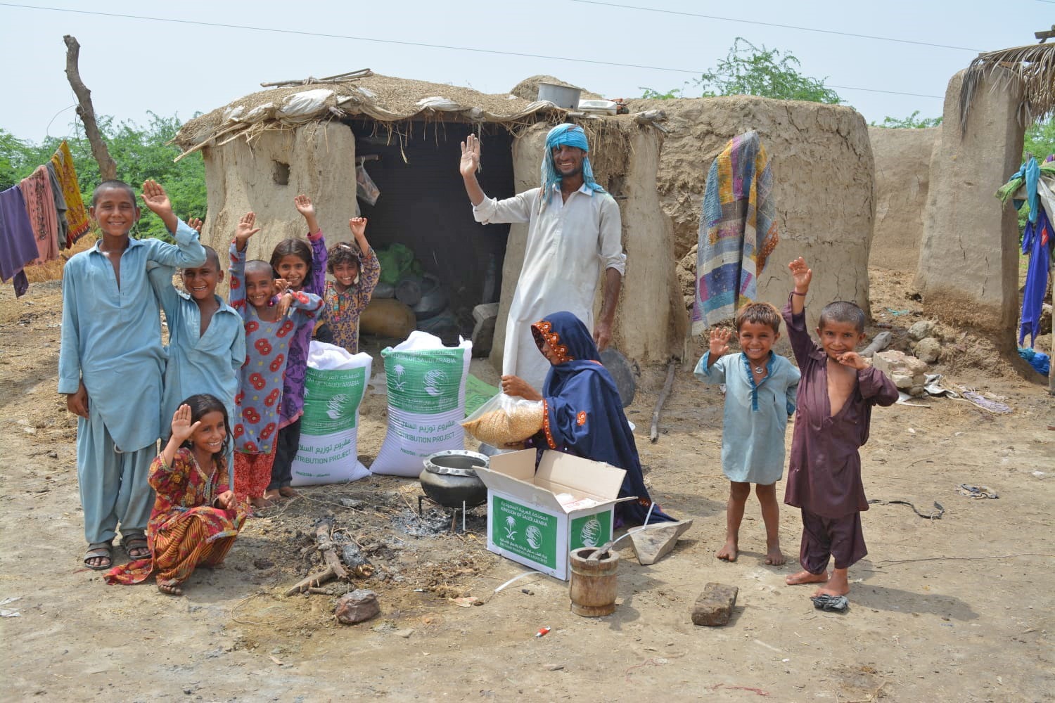 KSrelief distributes 26,400 parcels, bringing hope to flood-impacted families in Pakistan