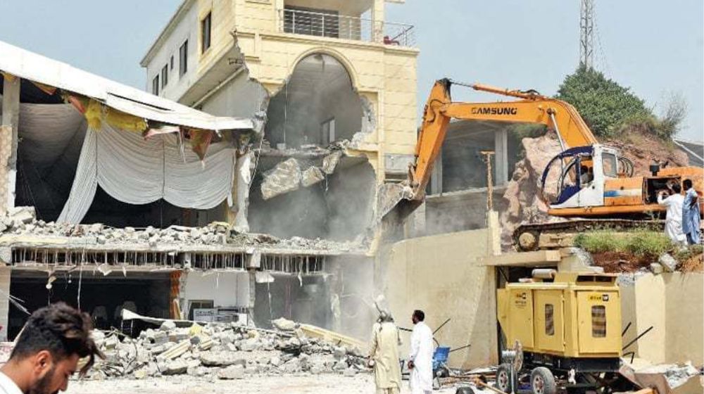 LDA demolishes 14 properties over violation