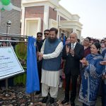Governor Punjab Muhammad Balighur Rehman and UAF Vice Chancellor Prof Dr. Iqrar Ahmad Khan unveiling plaque to inauguration of Women Sports Complex at University of Agriculture, Faisalabad (UAF).