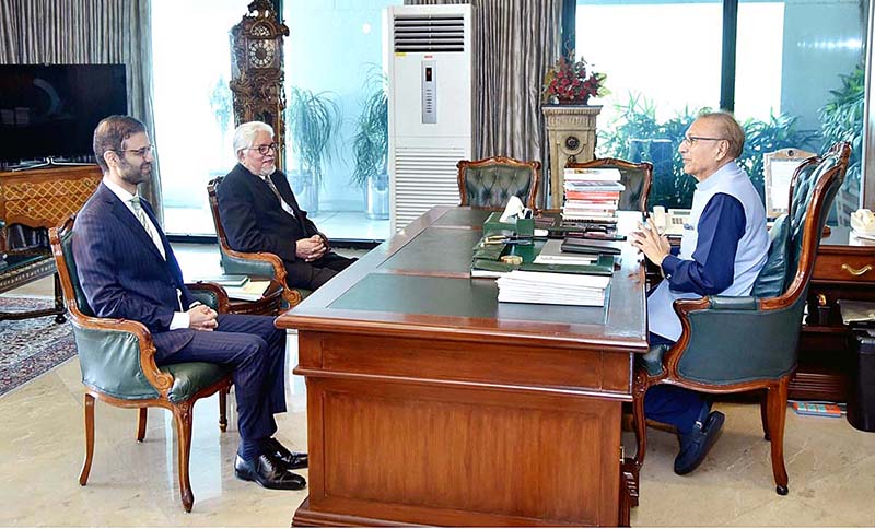 Caretaker Federal Minister for Law and Justice, Ahmed Irfan Aslam called on President Dr. Arif Alvi at Aiwan-e-Sadr