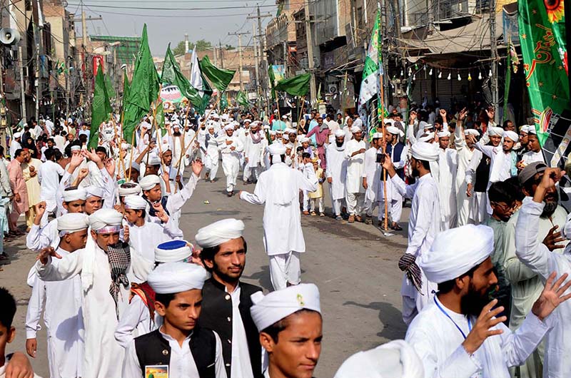 People participating in a rally to mark Eid-e-Milad-un-Nabi (PBUH) at Hussain Agahi