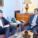 Kazakhstan Ambassador to Pakistan H.E. Yerzhan Kistafin called on the Federal Minister for Commerce Dr. Gohar Ejaz to discusy regional connectivity and bilateral trade at the Commerce Ministry