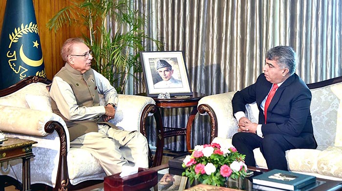 Pakistan’s Ambassador-designate to Jordan, Major General (r) Muhammad Ajmal Iqbal, called on President Dr. Arif Alvi, at Aiwan-e-Sadr