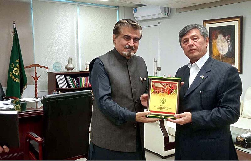 Ambassador of the Republic of Uzbekistan to Pakistan H.E Mr. Oybek Arif Usmanov called on Jamal Shah, Interim Federal Minister for National Heritage and Culture at his office