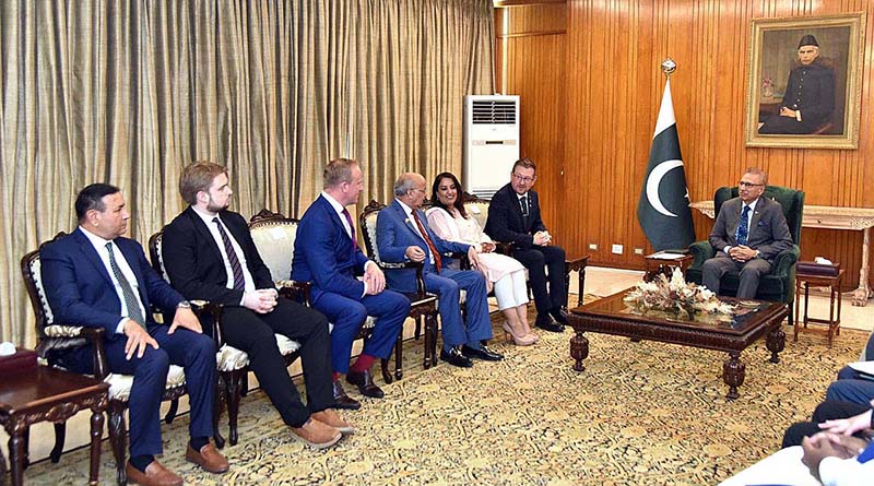 President Dr. Arif Alvi in a meeting with a delegation of the members of the British Parliament and the representatives of the Pakistani and Kashmiri diaspora in the UK, at Aiwan-e-Sadr