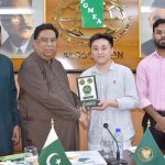 Chairman PGMEA Muhammad Ejaz Ch. presenting a shield to Jeremy Wang- Country Manager Pakistan Alibaba.com from China
